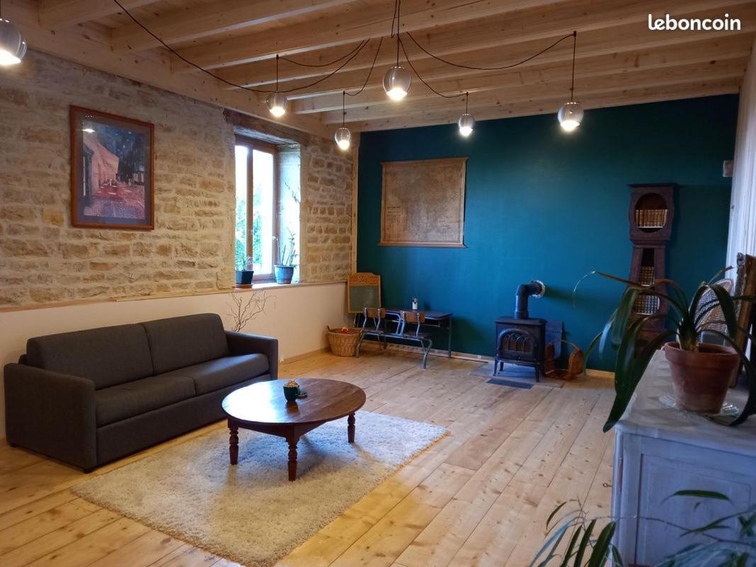 Appartement De Charme Dans Une Maison Isolee Presilly  Luaran gambar