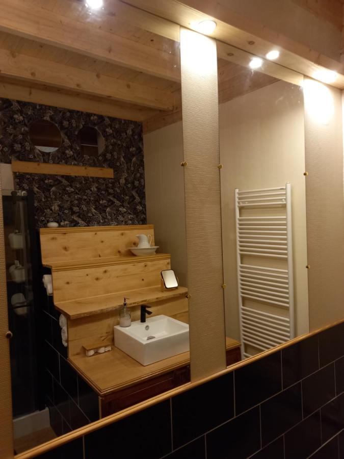 Appartement De Charme Dans Une Maison Isolee Presilly  Luaran gambar